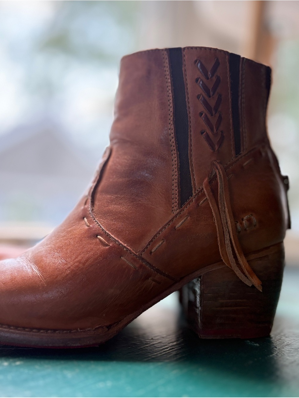 Bed | Stu Cobbler Series Brown Leather Boots – Women’s Size 7 – Like New